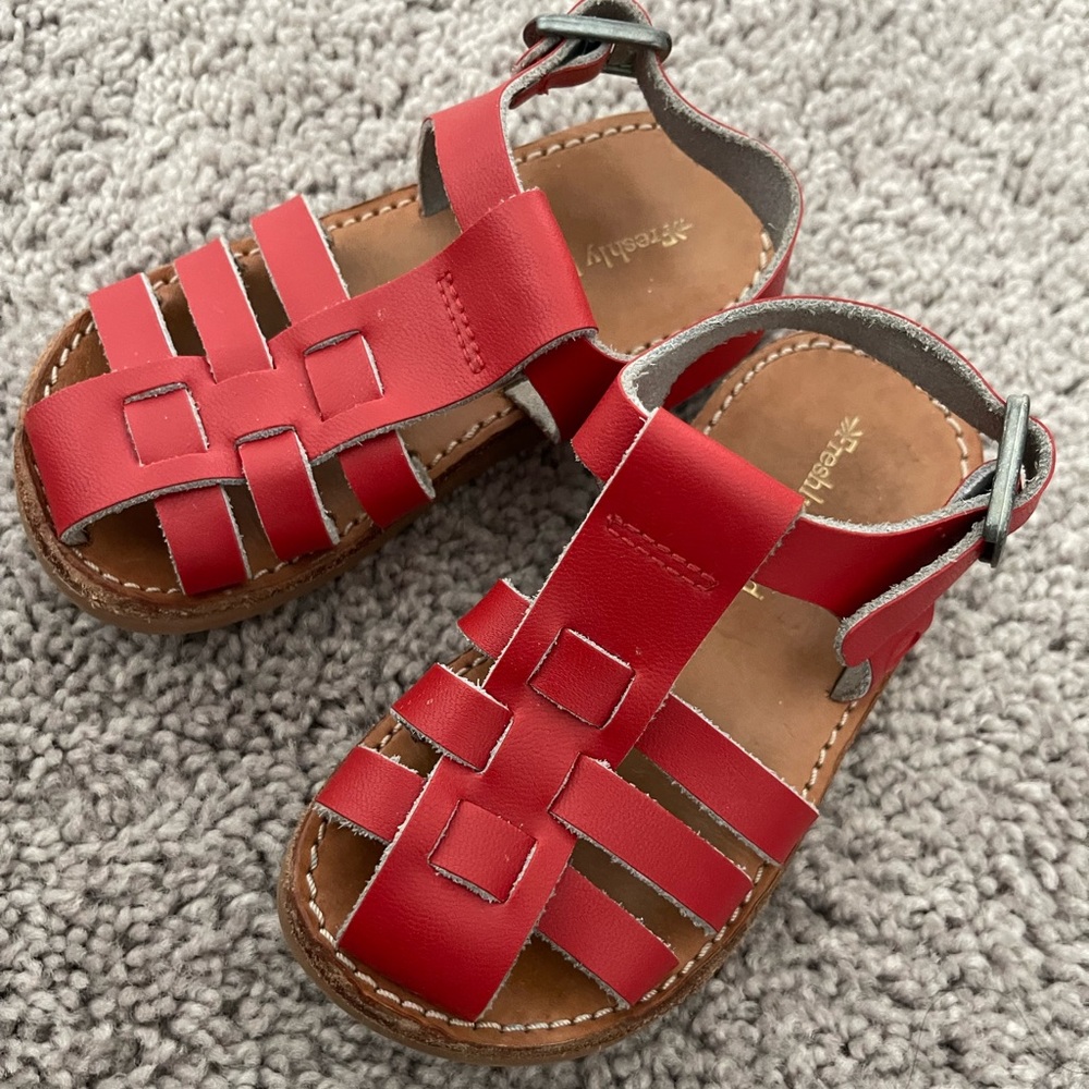 Freshly Picked Sandals size 6 baby/toddler